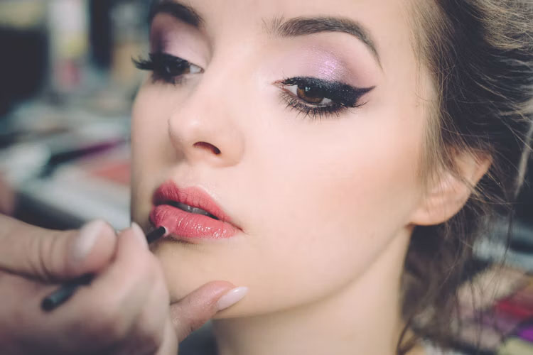 Makijaż i stylizacja – usługi beauty